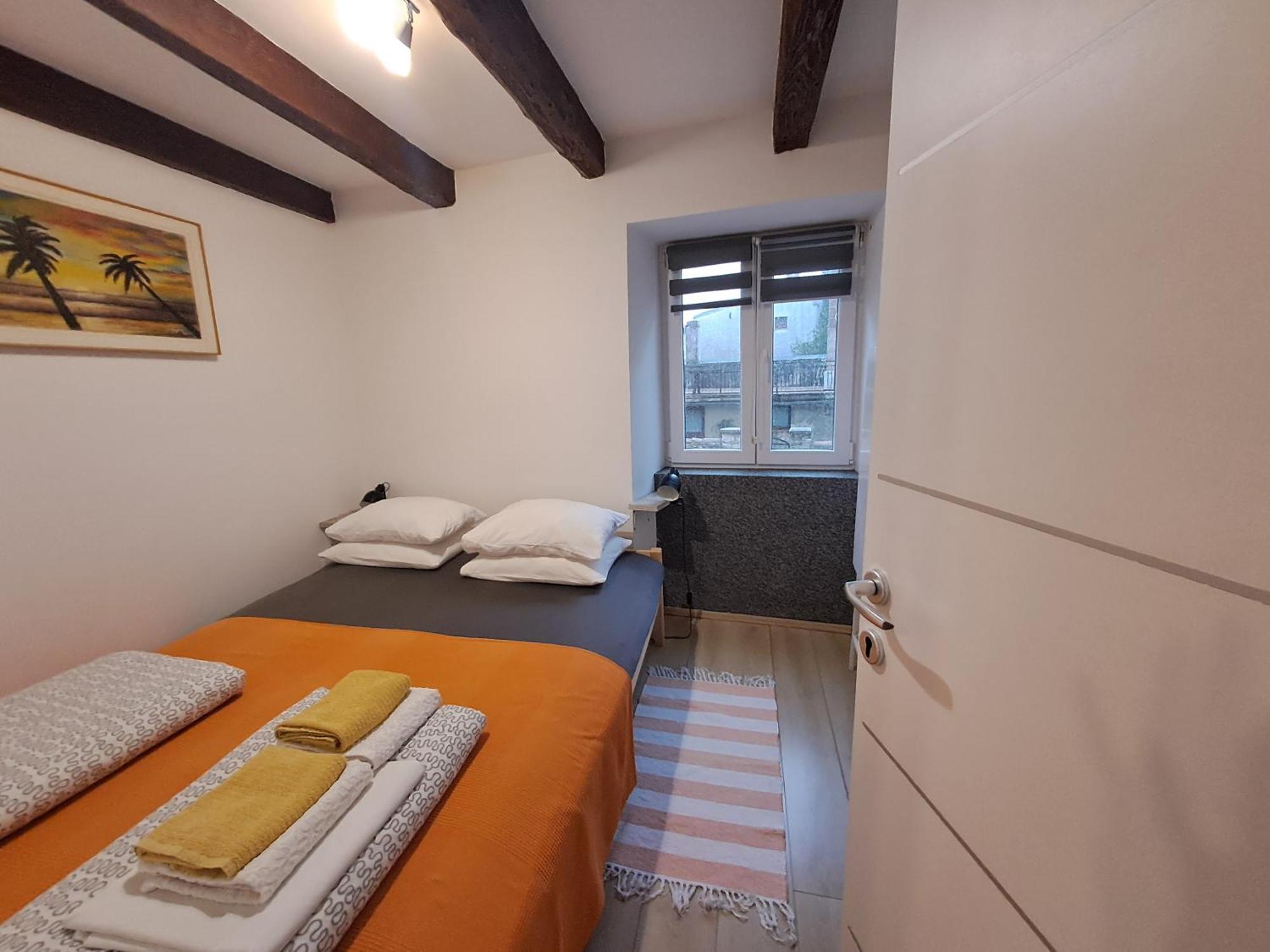 Old Apartma
